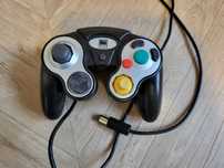 Pad, kontroler do GameCube, działa z Wii, ma wibracje
