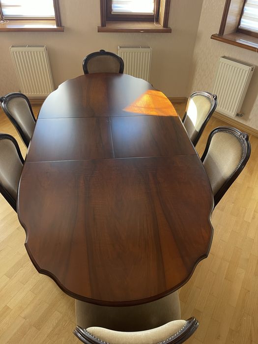 Стіл з стильцями  натуральне дерево горіх! 70-80 років стан ідеальний