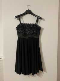 Sukienka czarna elegancka