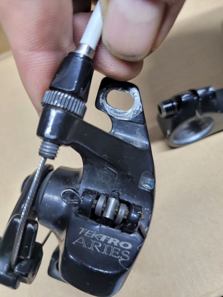Manetka hamulec  hydrauliczna i mechaniczny shimano