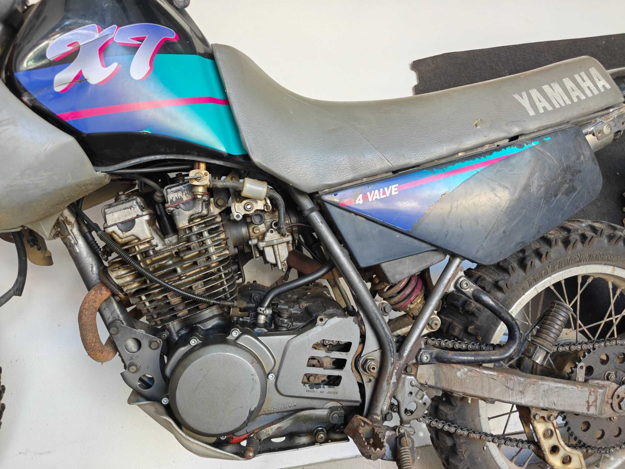 Yamaha XT350 para peças