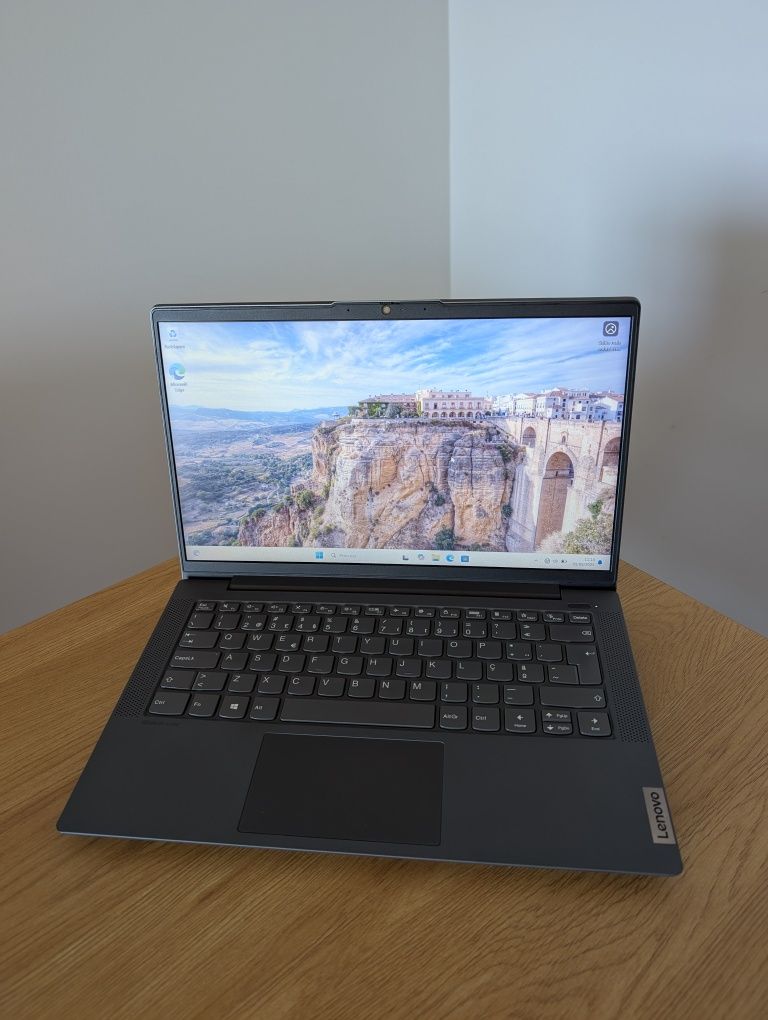 Portátil Lenovo Ideapad 5