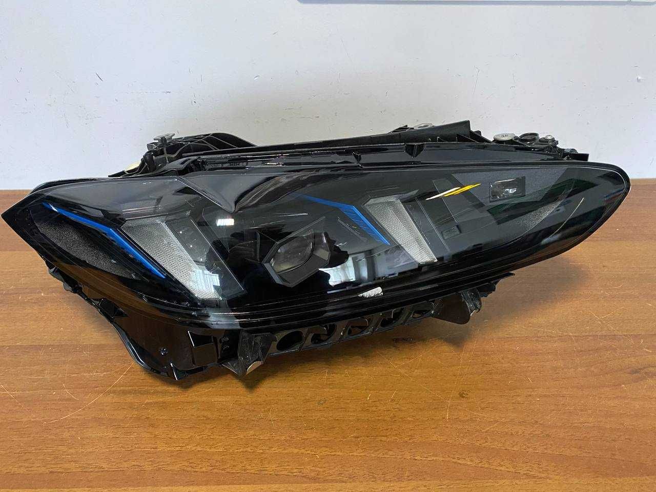 Фари BMW 4 G22 , G23, G26, G80, G82 . shadow LCI Rest 2023+