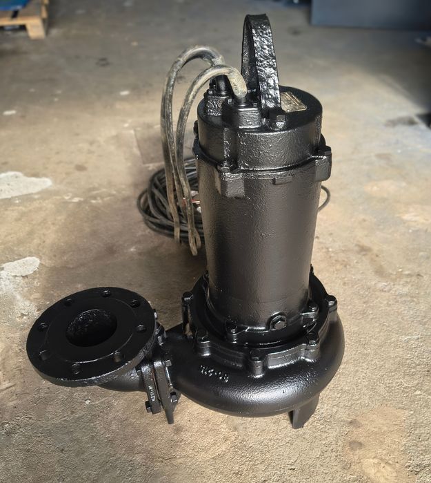 Duża pompa zatapialna EBARA 80DML 3,7kW 400V do ścieków,  wody brudnej