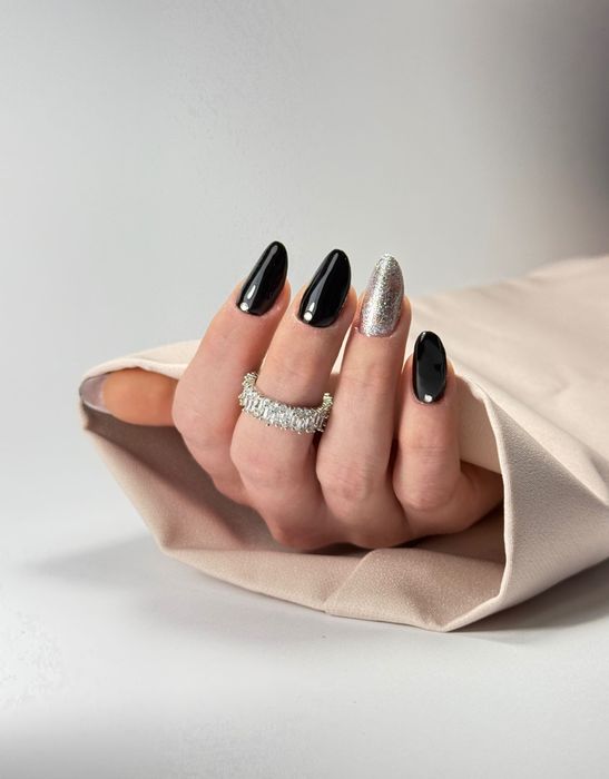 Przedłużanie paznokci / paznokcie hybrydowe