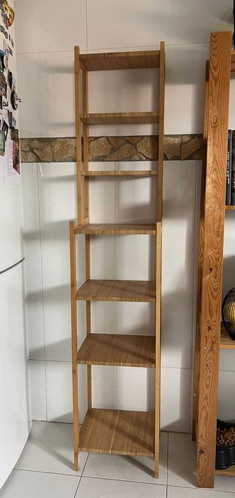 Estante/armário de bambu IKEA – 5 prateleiras – impecável