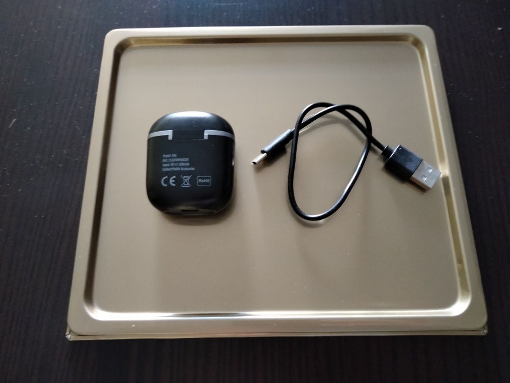 Earbuds Auriculares