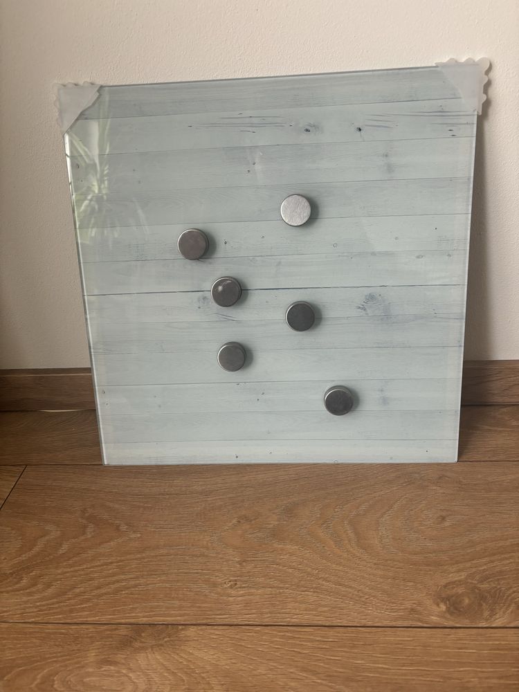 Tablica obraz szklana mangetyczna 40x40 z magnesami