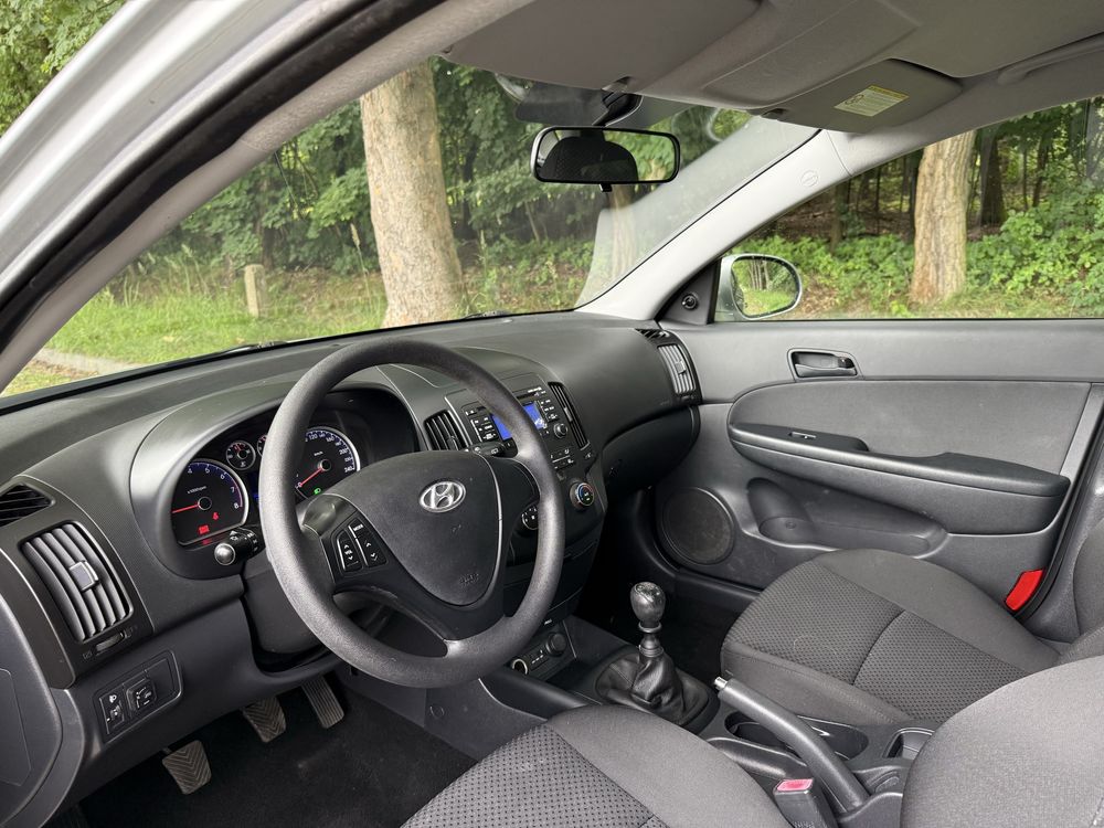 Hyundai i30 2009r 1.4b