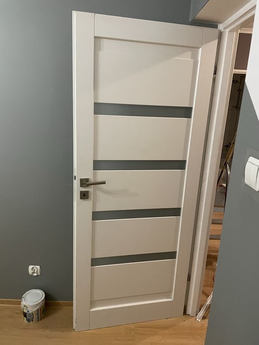 Drzwi wewnętrzne białe do pokoju/salonu(4)