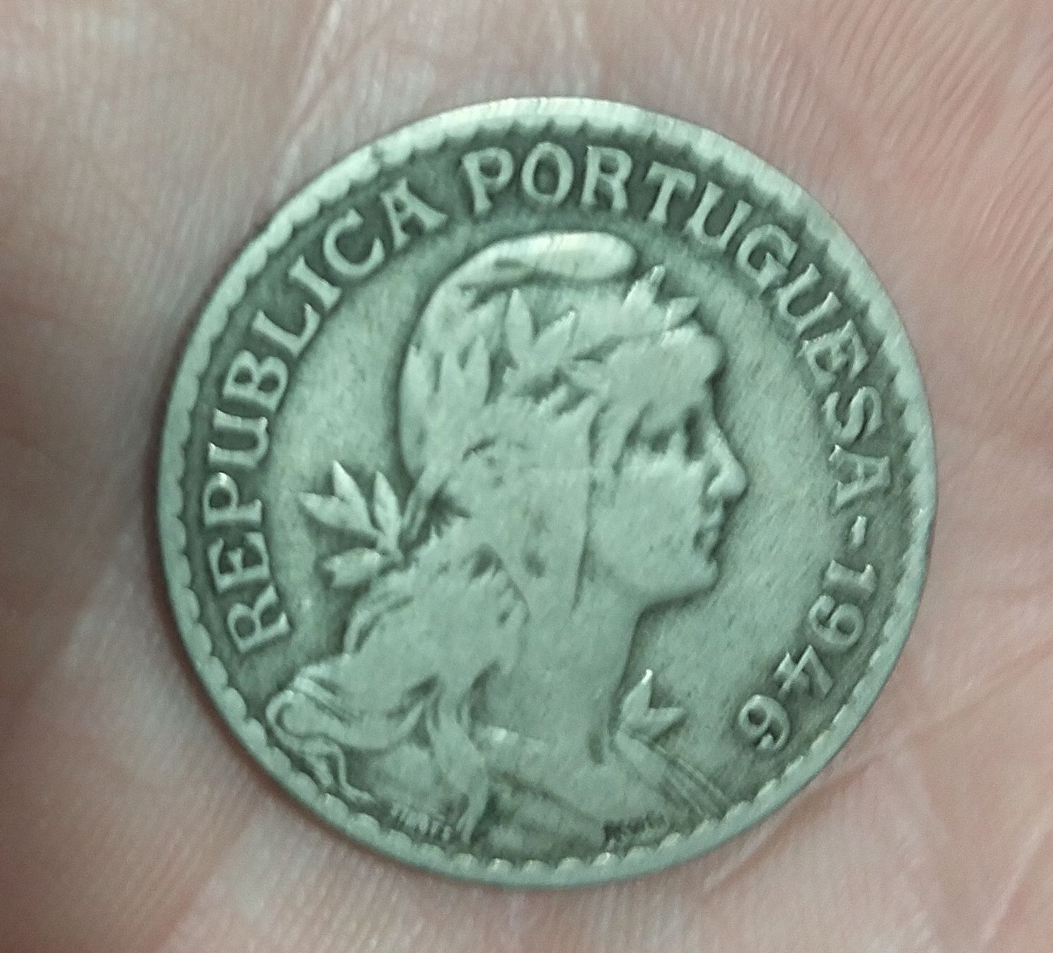 2 moedas de 1 escudo 1946 e 1952