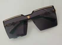 Okulary przeciwsłoneczne Versace