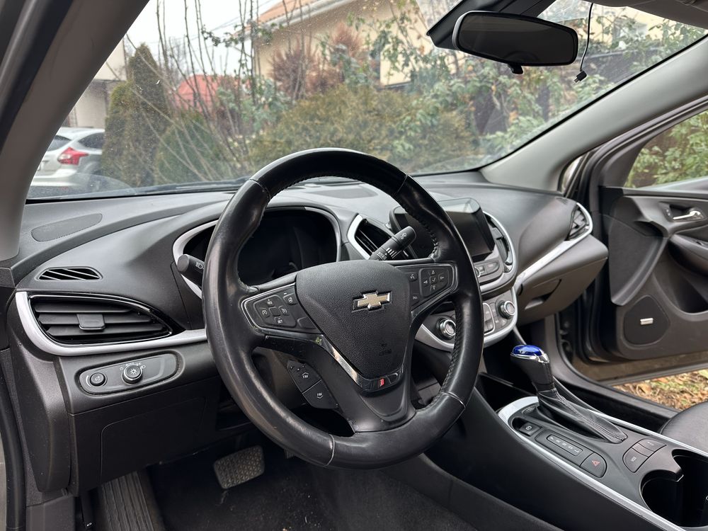 Shevrolet volt 2 2016