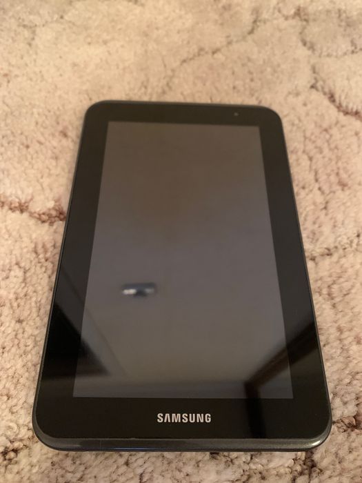 Планшет Sumsung чорного кольору