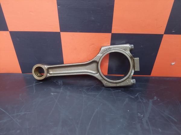 Biela  Porsche Cayenne (9Pa)