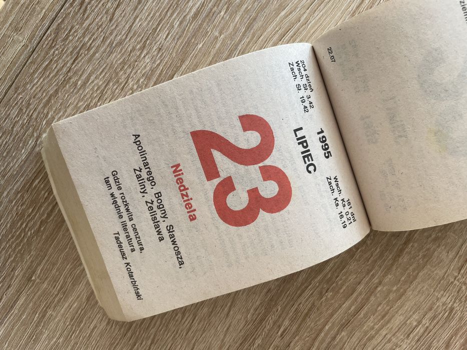Kartki z kalendarza rok 1995 PRL, Prezent, pamiątka okolicznościowa