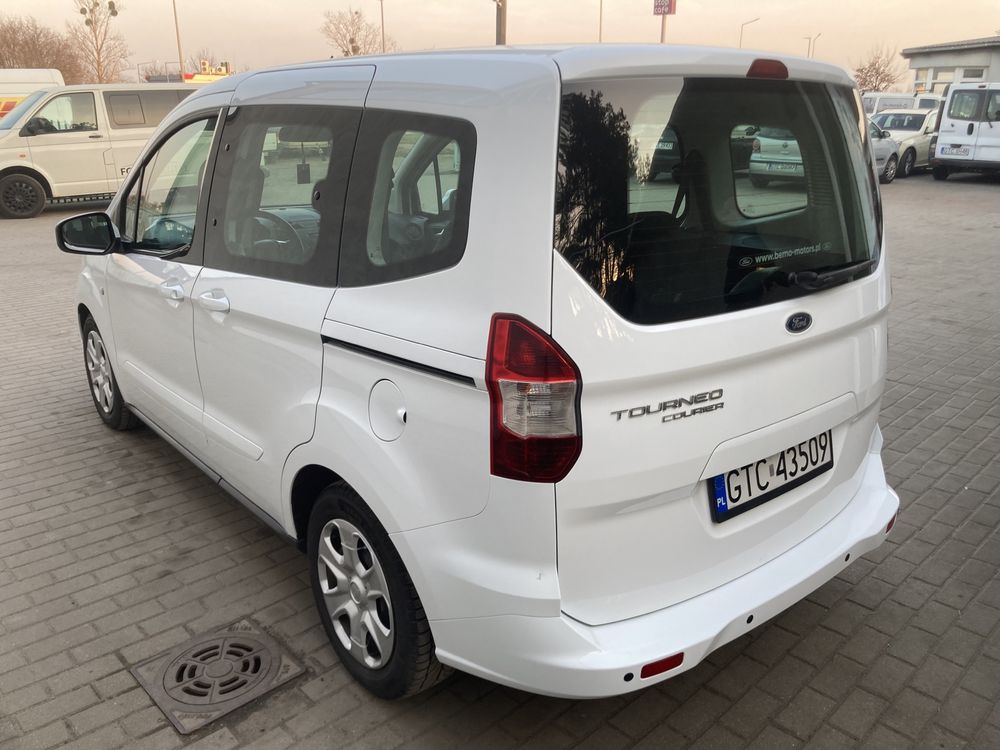 Ford Tourneo Courier