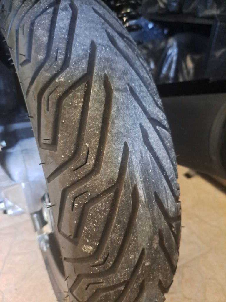 Honda PCX 1600km nova.