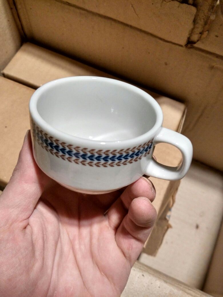 Serviço completo de café, novo, da Porcelanas de Coimbra