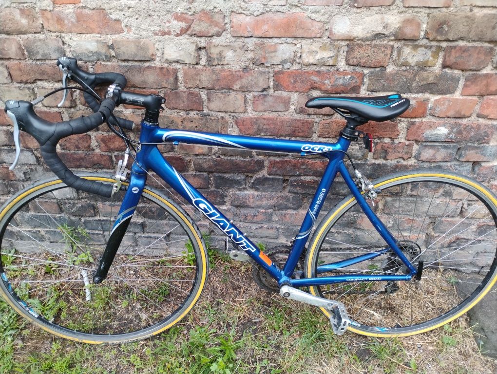 Rower szosowy Giant markowy OCR 3