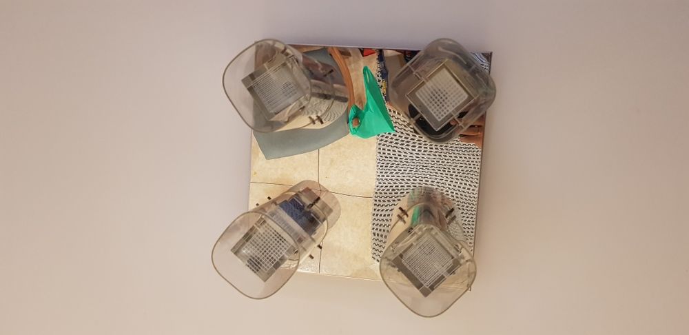 Candeeiro de quatro lampadas