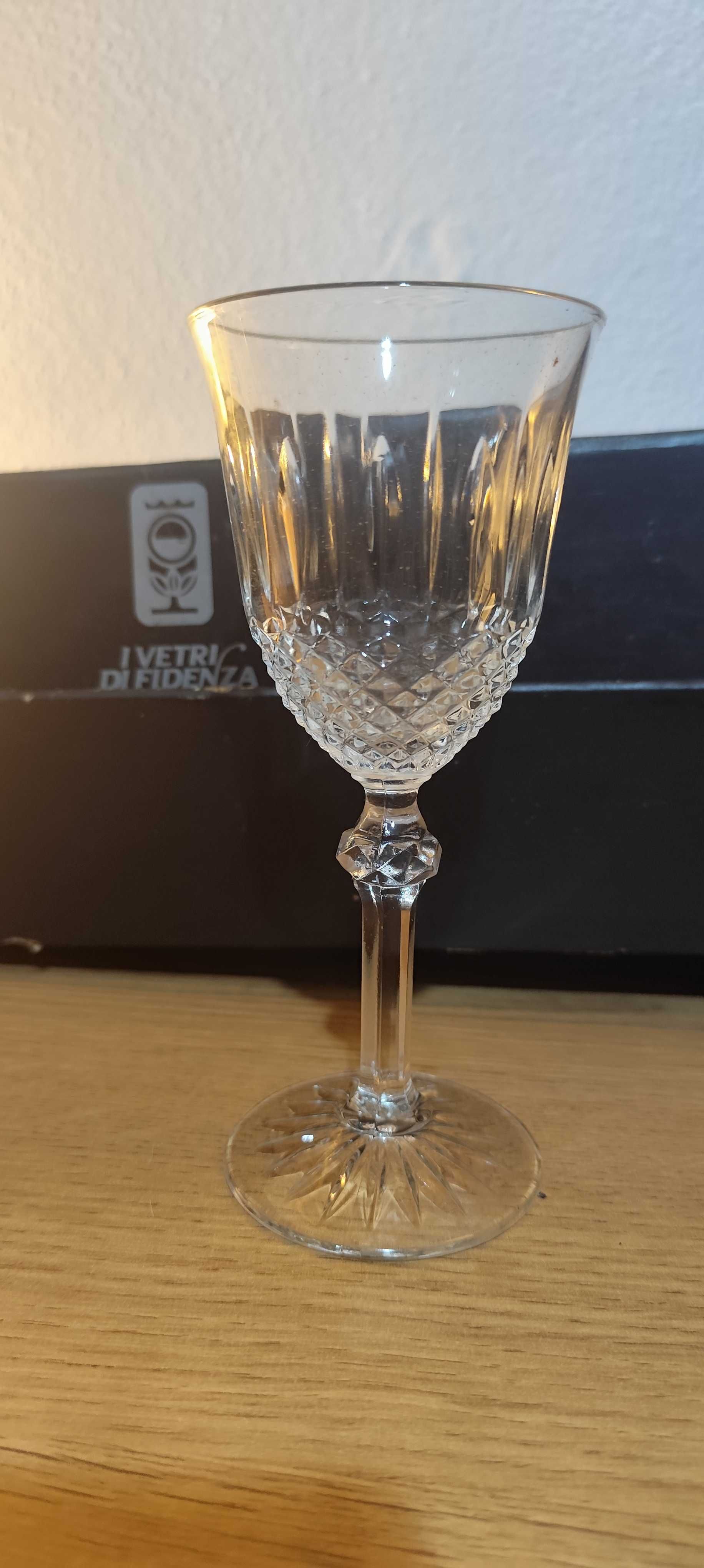 Copos de vinho Vetri de Fidenza - novos