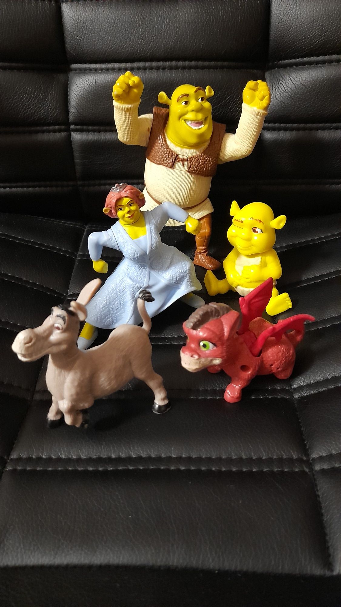 Фігурки Іграшки з Макдональдса Хеппі Міл