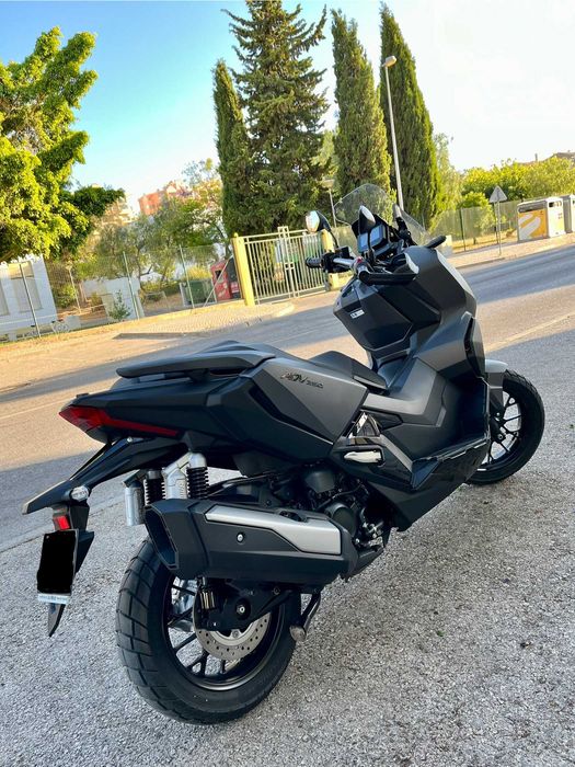 Honda ADV 350 – Estado irrepreensível - Utilização Particular