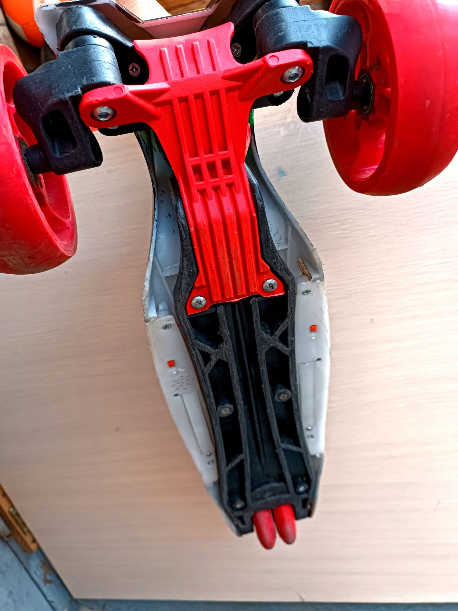 Самокат best scooter светящийся трёхколёсный