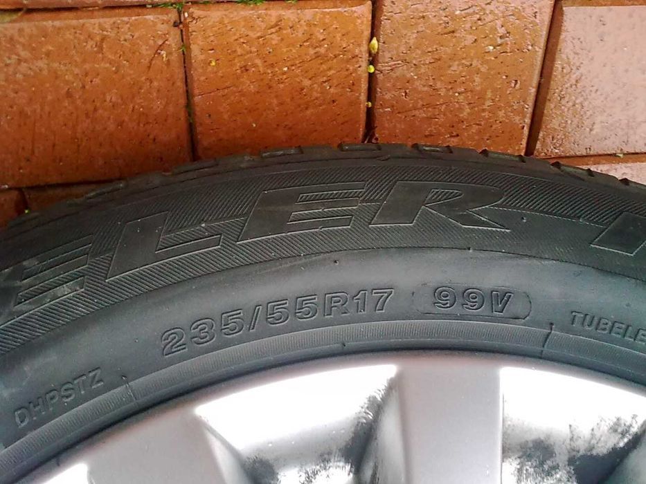 Opony letnie Kl.Premium 4 sztuki BRIDGESTONE 235/55R17  99V XL