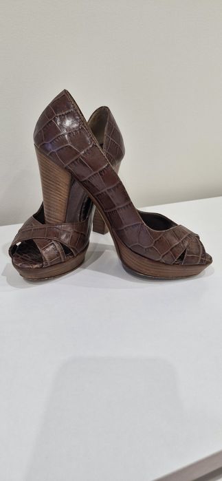 Туфлі, босоніжки Roberto Cavalli