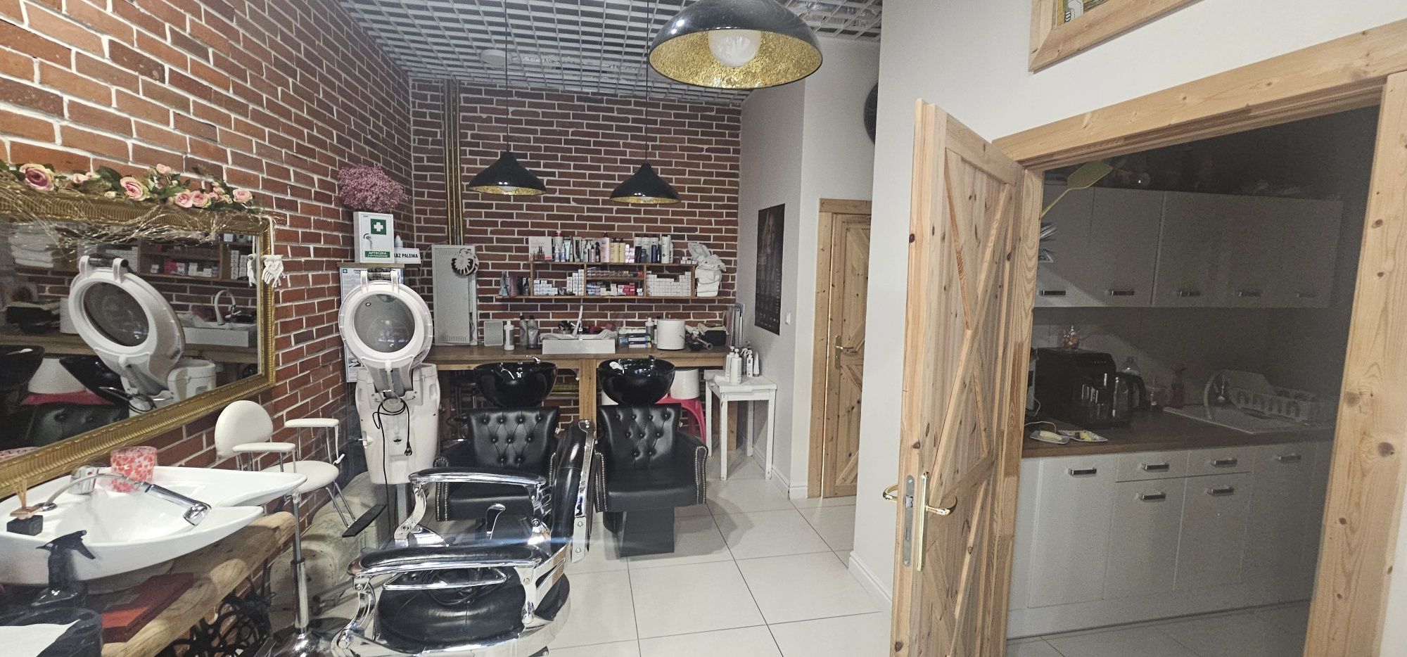 Odstąpie salon fryzjerski