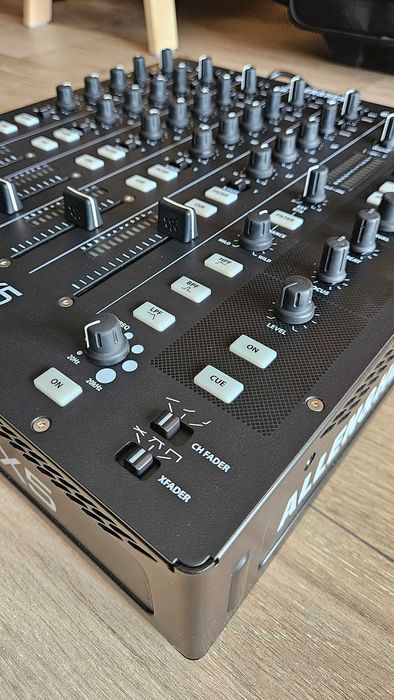 Mixer Allen & Heath Xone PX5