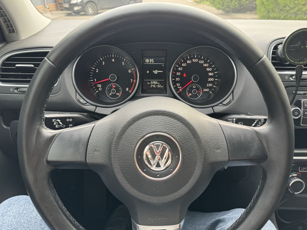 Свіжопригнаний з Німеччини Volkswagen Golf 6 2009рік 1.4MPI