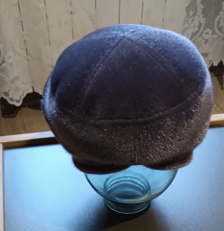 Шапка меховая женщина
