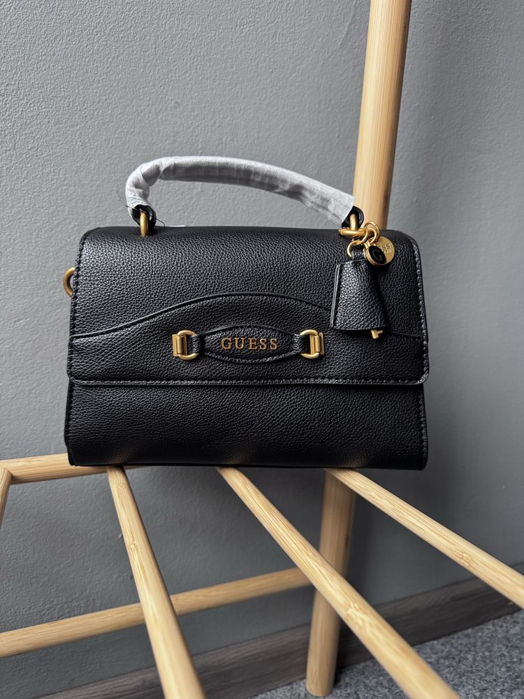Сумка Guess