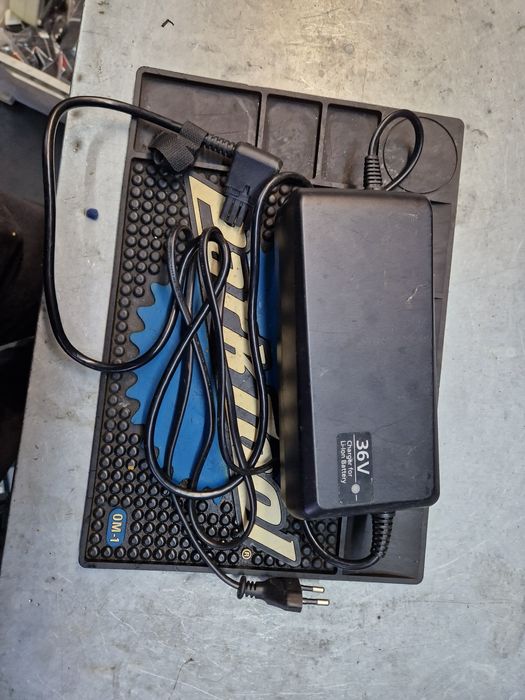 Ładowarka do Gazelle Panasonic