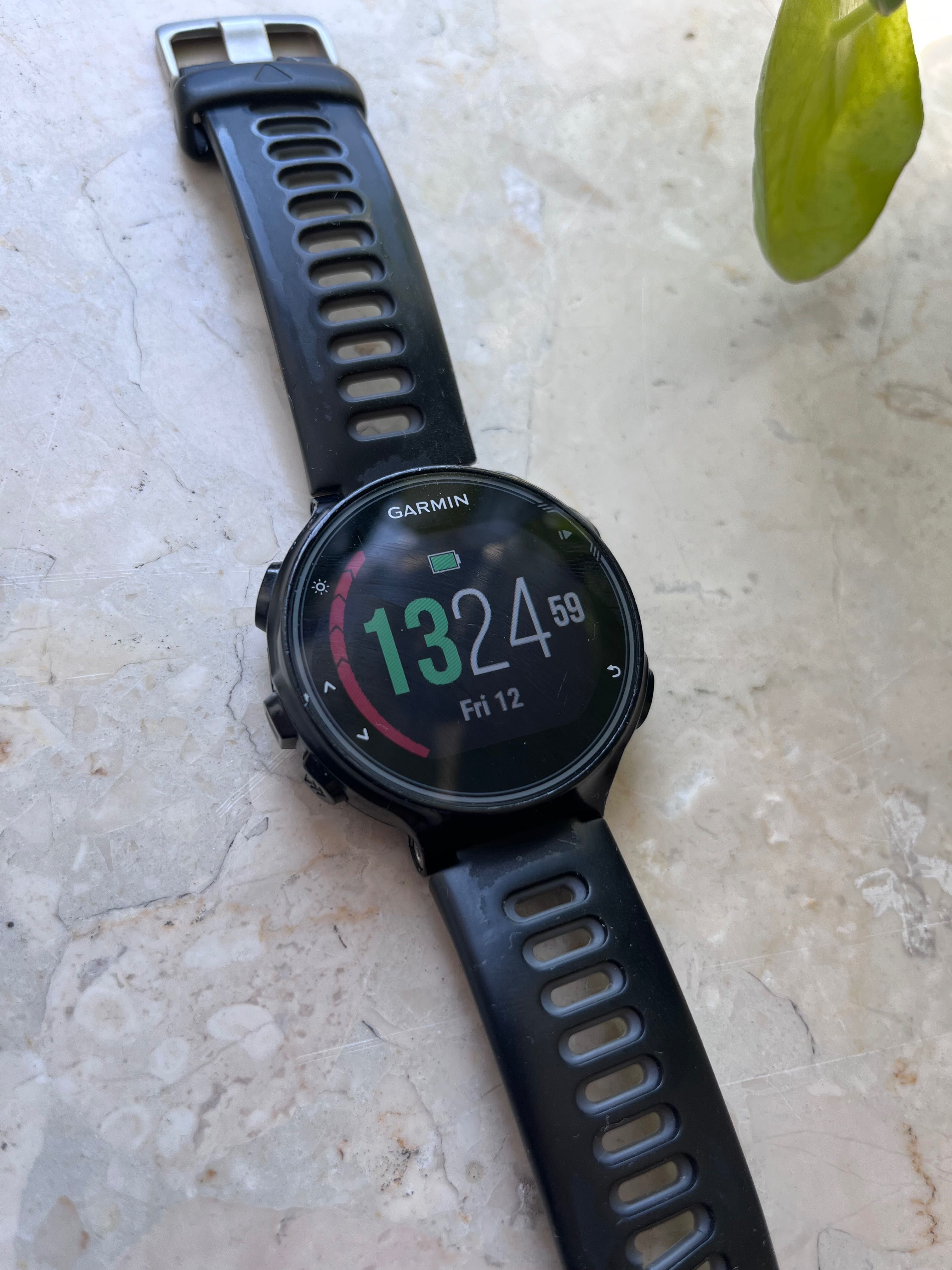 GARMIN Forerunner 735XT