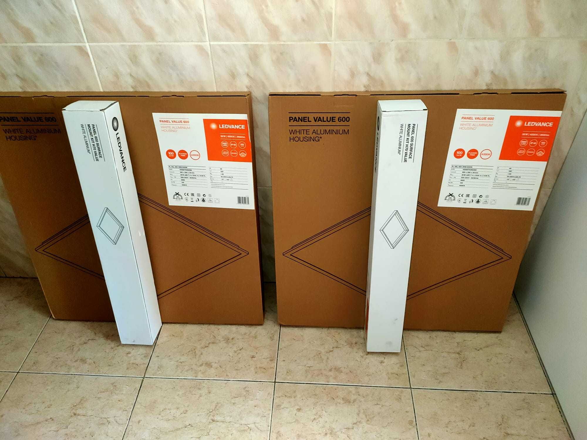 Painel de iluminaçao Ledvance com Kit p/montagem saliente