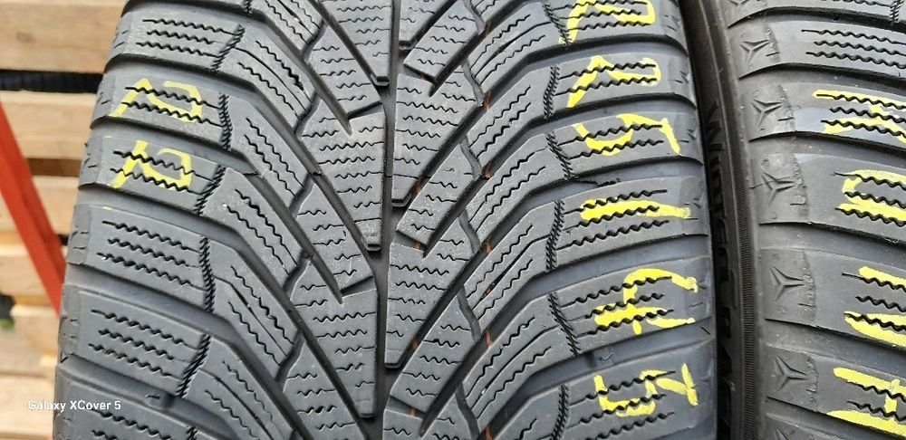 Opony Zimowe 225÷45÷18÷.KUMHO.Rok 2022.Adres-ZALESIANY 33 A.