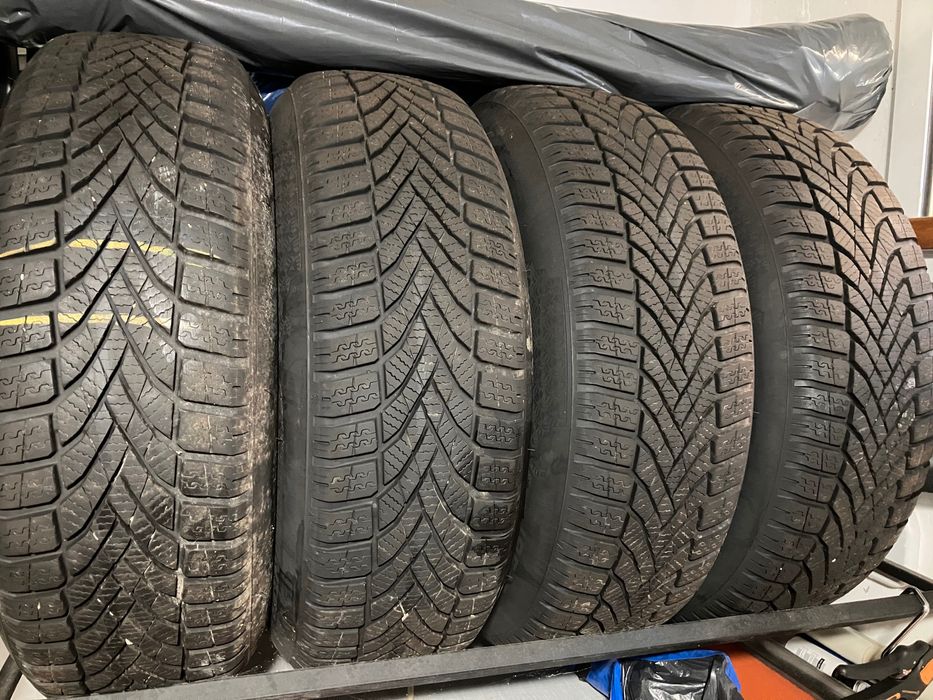 Opony zimowe Falken z felgami 195/65 r.15