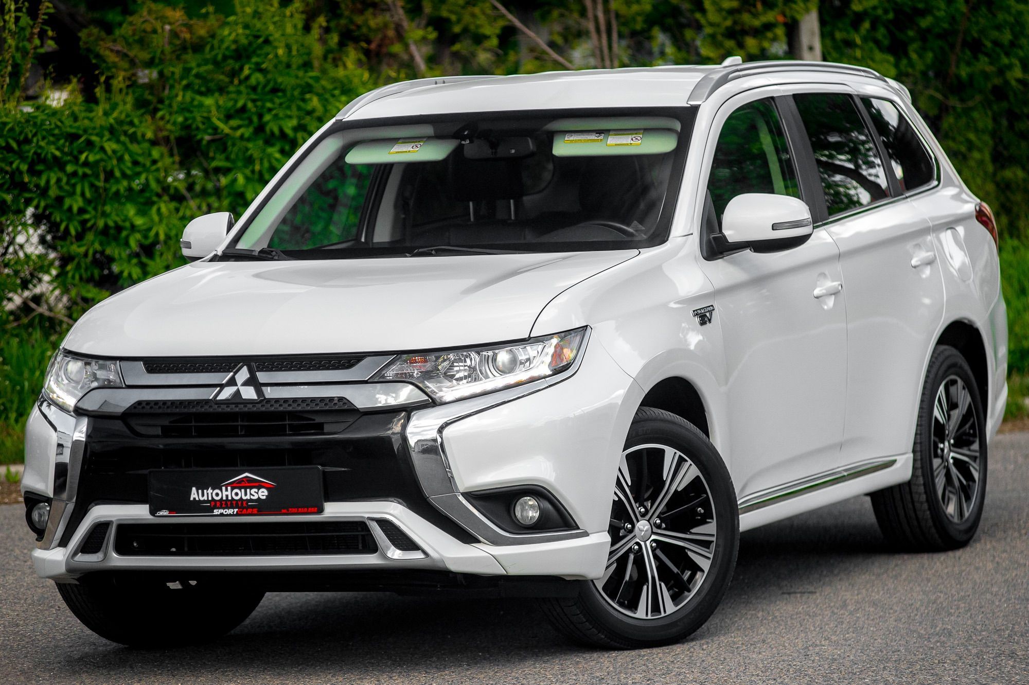 Mitsubishi Outlander PHEV 2.0 Benzyna,4x4,Full,Navi,ledy,skóra,gwarancja
