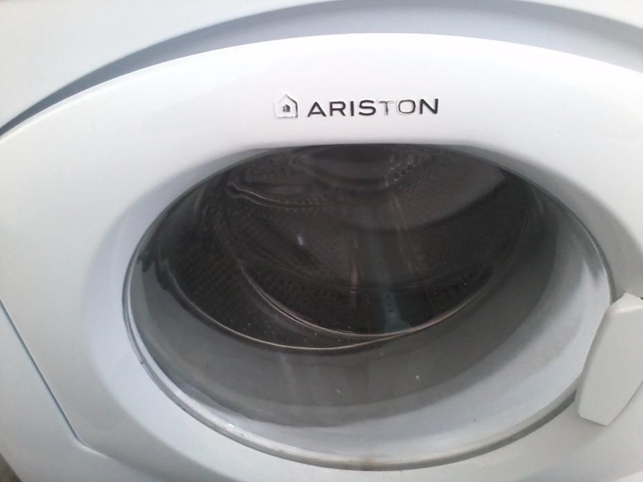 Peças usadas para máquina lavar roupa Ariston AVXXF149 e AVXD129