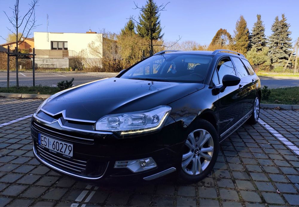 Citroen C5 x7/2011r/2.0HDI/manual/6biegów/db. wyposaż./bez pneumatyki