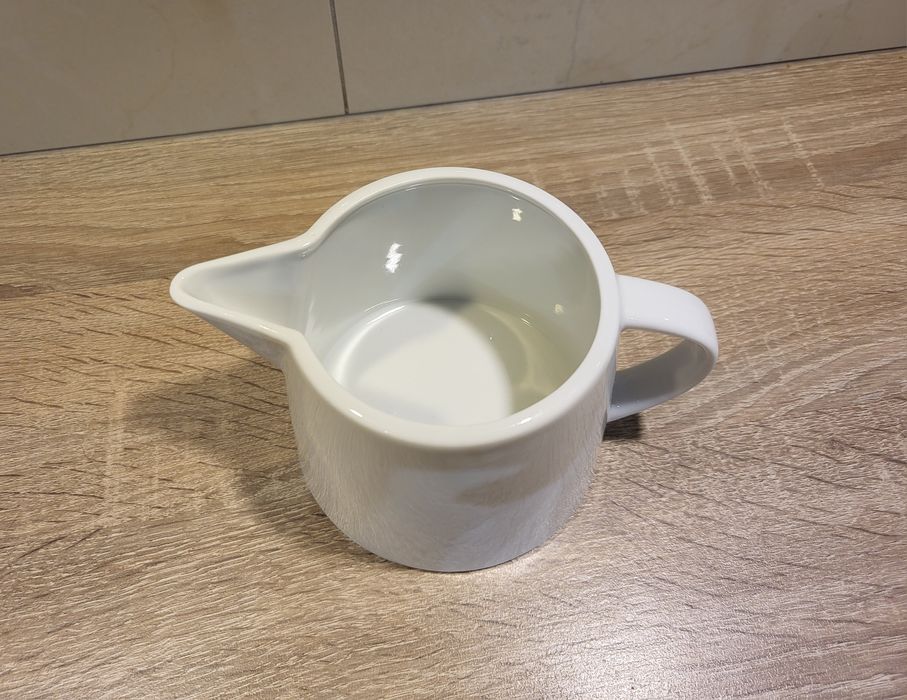Dzbanek dzbanuszek mlecznik 400ml biały
