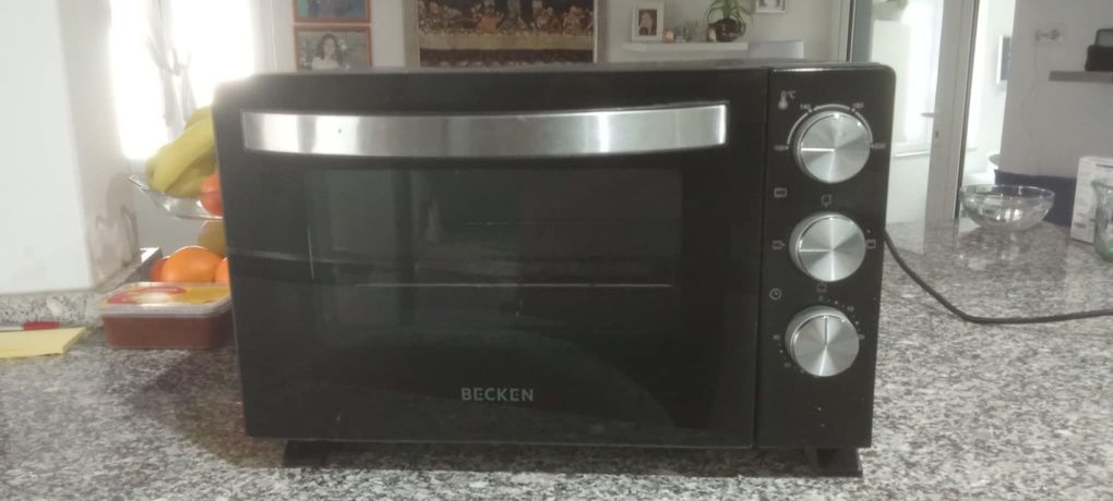 Forno Becken preto
