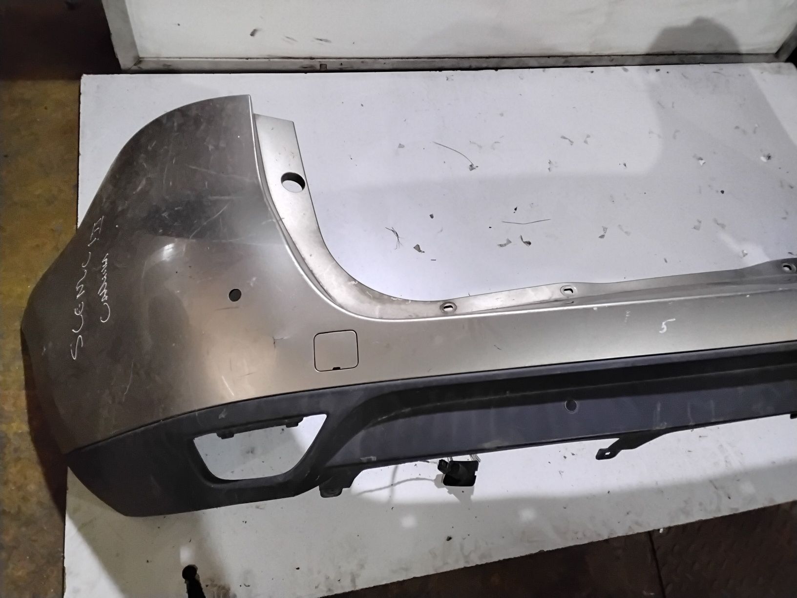 Parachoques renault scenic 2 tras