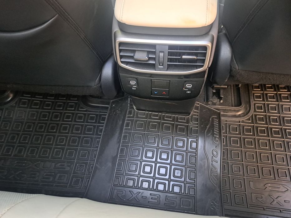 Продається RX350h 23р.