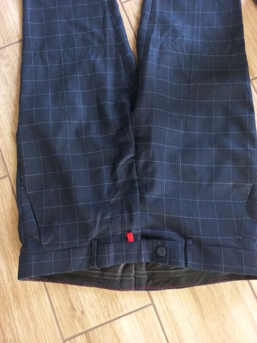 firmowe męskie spodnie w kratkę -rozmiar 33-L-elastyczne