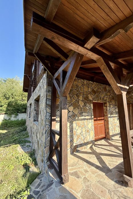 Будинок 290м2, Карпати, м. Свалява